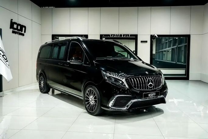 Used Mercedes-Benz V-Class 250 III (W447) Facelift, 2.0 l, 2024 in Dubai by Icon Motors, Black color. GCC Specs | AUTO.AE | Listing #258136
