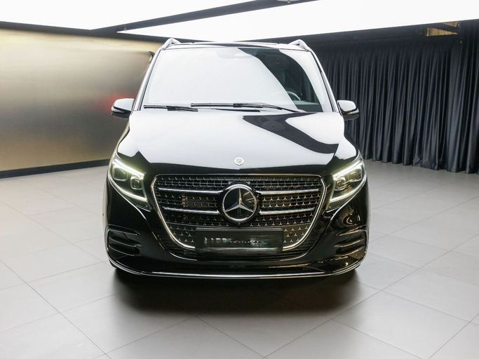New Mercedes-Benz V-Class 300 III (W447) Facelift 2, 2.0 l, 2025 in Dubai by Mercury Global FZCO, Black color. GCC Specs | AUTO.AE | Listing #268749