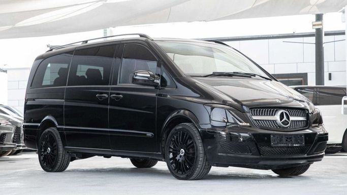 مستعملة ⁦Mercedes-Benz Viano L1 I (W639) فيس ليفت، 3.5 l، 2013⁩ في في الإمارات, دبي من Dresden Motors، اللون أسود. مواصفات الخليج | AUTO.AE | إعلان #286219