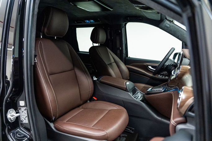 Новый Mercedes-Benz Vito 121 L2 III (W447), 2.0 л, 2023 в Дубае от PUPIL OF FATE MOTORS Черный цвет. Other | AUTO.AE