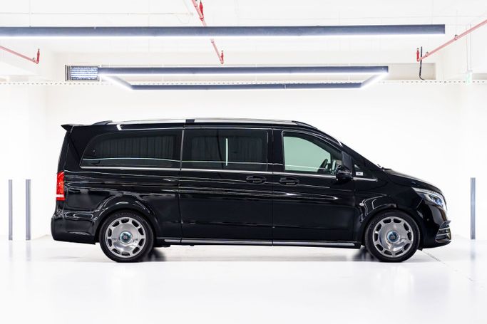 Новый Mercedes-Benz Vito 121 L2 III (W447), 2.0 л, 2023 в Дубае от PUPIL OF FATE MOTORS Черный цвет. Other | AUTO.AE