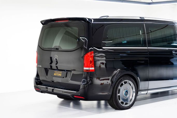 Новый Mercedes-Benz Vito 121 L2 III (W447), 2.0 л, 2023 в Дубае от PUPIL OF FATE MOTORS Черный цвет. Other | AUTO.AE