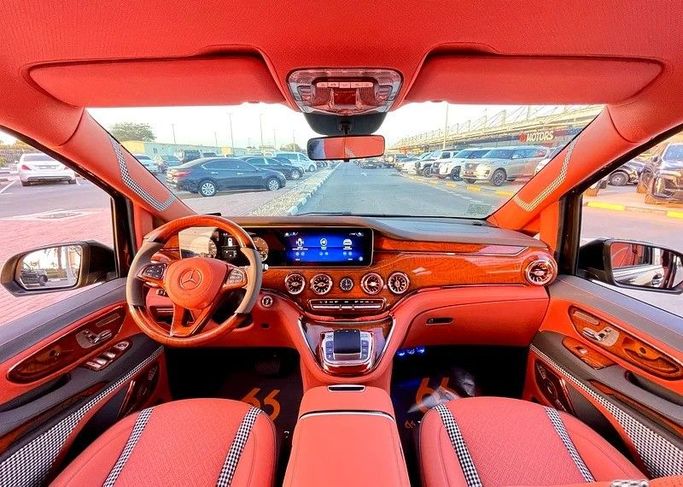 New Mercedes-Benz Vito III (W447), 2.0 l, 2024 in Dubai by 66 Motors, Black color. Chinese Specs | AUTO.AE