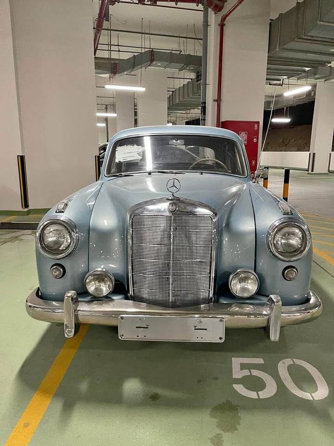 Подержанный Mercedes-Benz W120, 1.9 л, 1957 в Дубае от LiveCars Голубой цвет. Other | AUTO.AE