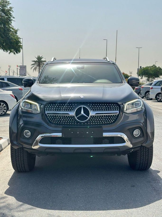 مستعملة Mercedes-Benz X-Class 350 d I, 3.0 l, 2020 في في دبي من Golden Century Motors Zhongdong Trading FZE، اللون رمادي.  | AUTO.AE | إعلان #249661