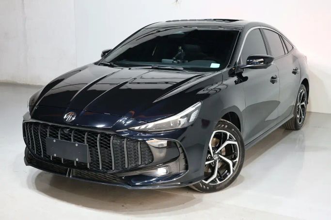 مستعملة MG 5 (GT) فيس ليفت الثاني, 1.5 l, 2026 في في دبي من AL MARWA CARS، اللون أزرق داكن. مواصفات الخليج | AUTO.AE | إعلان #266005