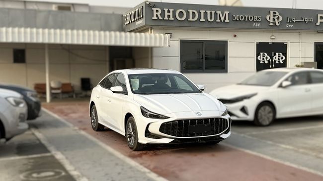 جديدة ⁦MG 5 (GT) فيس ليفت الثاني، 1.5 l، 2025⁩ في في الإمارات, دبي من Rhodium Motors FZE، اللون أبيض. المواصفات الصينية | AUTO.AE | إعلان #287144