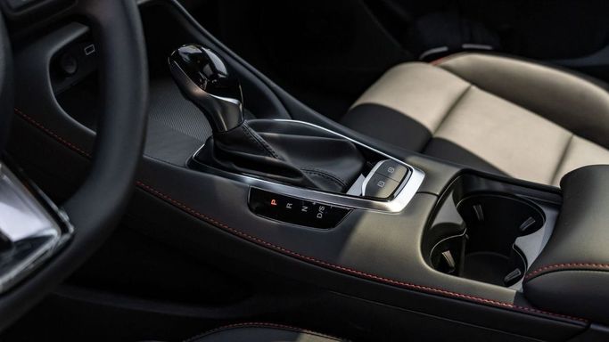 Новый MG 5 II Рестайлинг (GT), 1.5 л, 2025 в Дубае от Altass Motors Белый цвет. Other | AUTO.AE