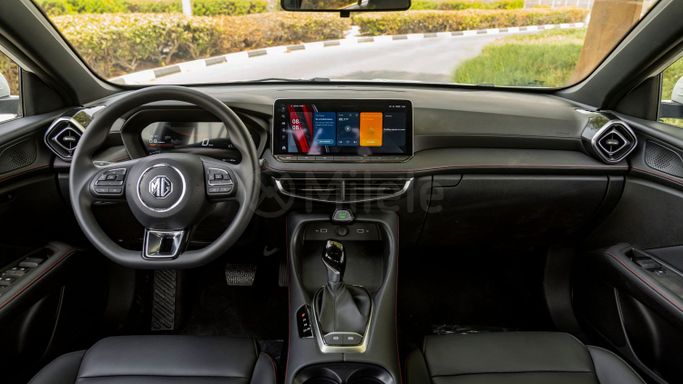 Новый MG 5 II Рестайлинг (GT), 1.5 л, 2025 в Дубае от Milele Белый цвет. Other | AUTO.AE