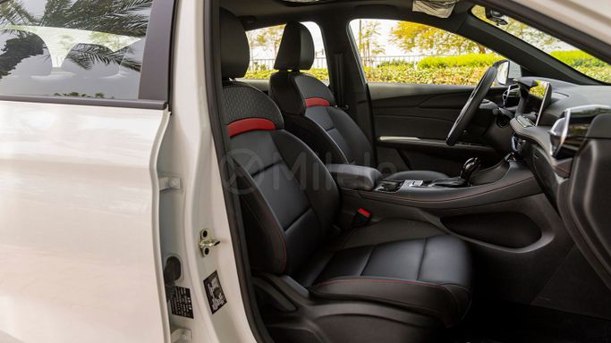 Новый MG 5 II Рестайлинг (GT), 1.5 л, 2025 в Дубае от Milele Белый цвет. Other | AUTO.AE