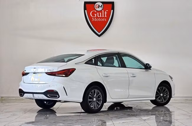 Новый MG 5 II Рестайлинг (GT), 1.5 л, 2025 в Дубае от Gulf Motors Белый цвет. Китайская | AUTO.AE