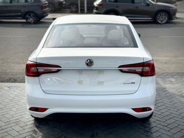 Новый MG 5 I Рестайлинг, 1.5 л, 2025 в Дубае от Titanum Cars Белый цвет. Other | AUTO.AE