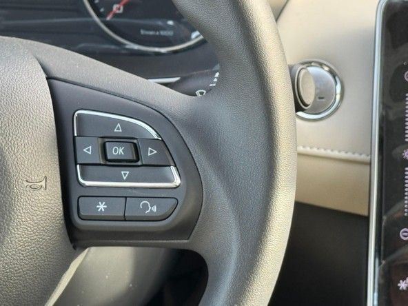 Новый MG 5 I Рестайлинг, 1.5 л, 2024 в Дубае от Titanum Cars Черный цвет. Other | AUTO.AE