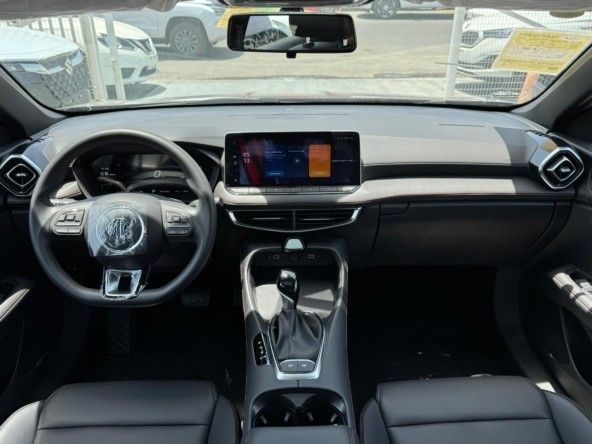Новый MG 5 II Рестайлинг (GT), 1.5 л, 2025 в Дубае от Titanum Cars Серый цвет. Other | AUTO.AE