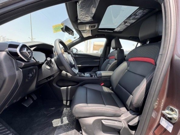 Новый MG 5 II Рестайлинг (GT), 1.5 л, 2025 в Дубае от Titanum Cars Серый цвет. Other | AUTO.AE