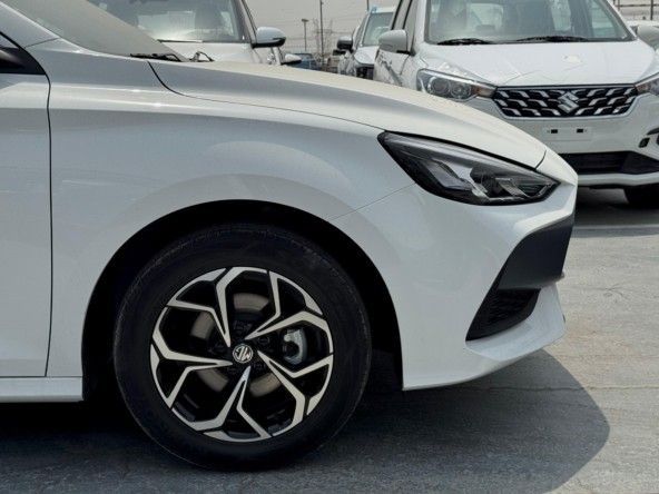 Новый MG 5 II, 1.5 л, 2025 в Дубае от Titanum Cars Белый цвет. Other | AUTO.AE