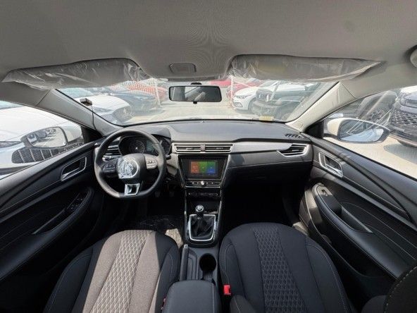 Новый MG 5 I Рестайлинг, 1.5 л, 2025 в Дубае от Titanum Cars Белый цвет. Other | AUTO.AE
