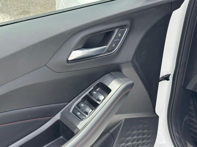 Новый MG 5 II, 1.5 л, 2025 в Дубае от World Center Motors FZE Белый цвет. Китайская | AUTO.AE