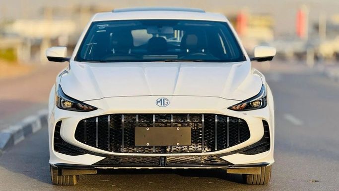 Новый MG 5 II Рестайлинг (GT), 1.5 л, 2025 в Дубае от World Center Motors FZE Белый цвет. Other | AUTO.AE