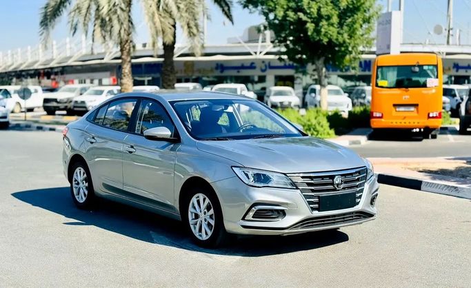 Used MG 5 I Facelift, 1.5 l, 2024 in Dubai by Verified Hub Used Automobile Trading LLC, Silver color. GCC Specs | AUTO.AE