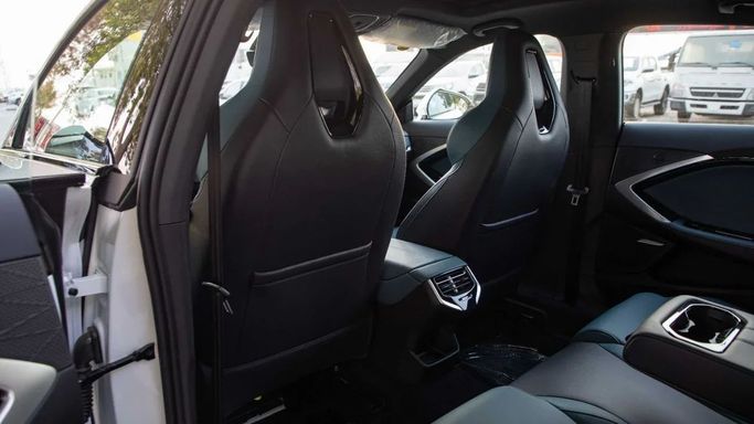 Новый MG 7, 1.5 л, 2025 в Дубае от Dresden Motors Белый цвет. Китайская | AUTO.AE