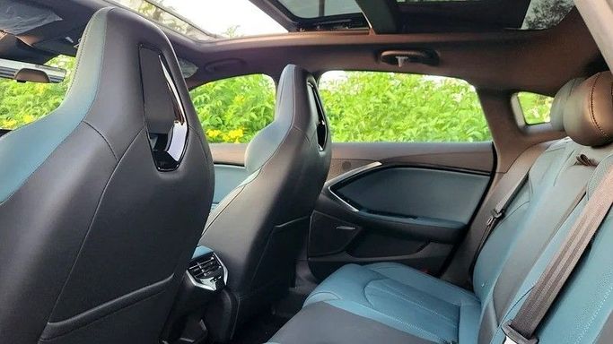 Новый MG 7, 2.0 л, 2025 в Дубае от Passion Motors Серый цвет. Китайская | AUTO.AE