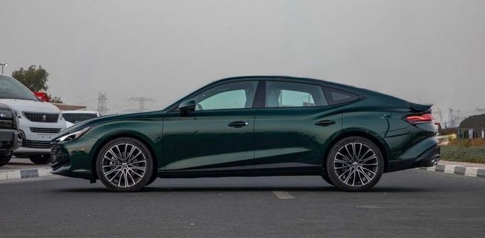 Новый MG 7, 1.5 л, 2025 в Дубае от World Center Motors FZE Зеленый цвет. Other | AUTO.AE