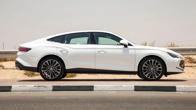 Новый MG 7, 1.5 л, 2025 в Дубае от World Center Motors FZE Белый цвет. Китайская | AUTO.AE