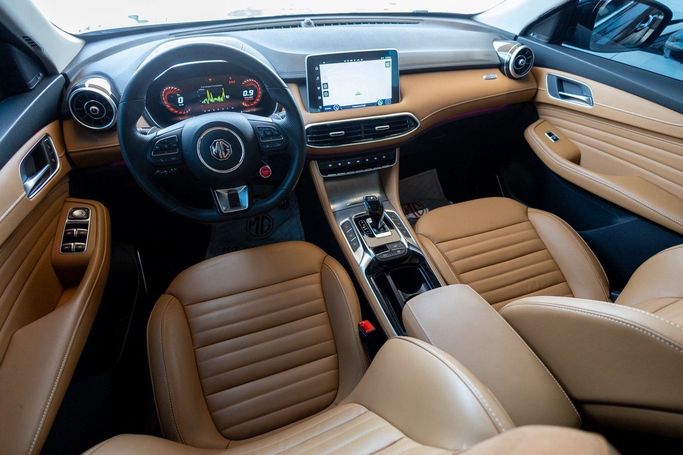 Used MG HS I, 1.5 l, 2024 in Dubai by Linda Cars, Black color. GCC Specs | AUTO.AE