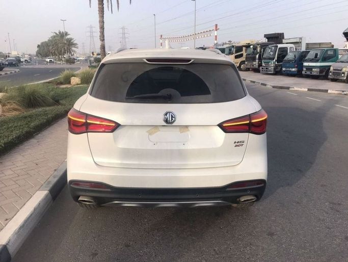 New MG HS I, 2.0 l, 2023 in Dubai by Mohamed Hakim Motors, White color. Other | AUTO.AE