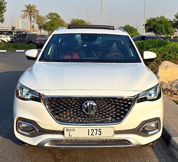Used MG HS I, 1.5 l, 2023 in Dubai by Passion Motors, White color. GCC Specs | AUTO.AE