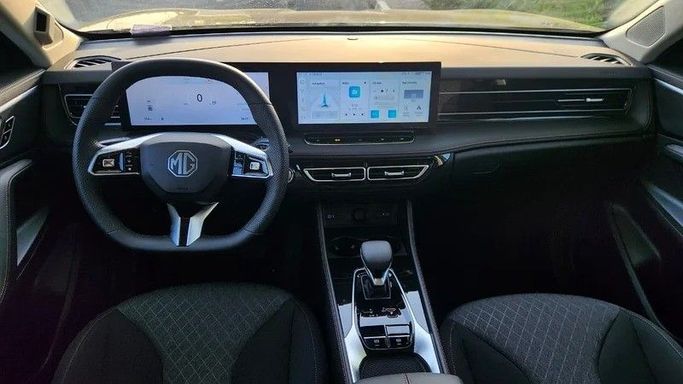 New MG HS II, 2.0 l, 2025 in Dubai by Passion Motors, Black color. GCC Specs | AUTO.AE