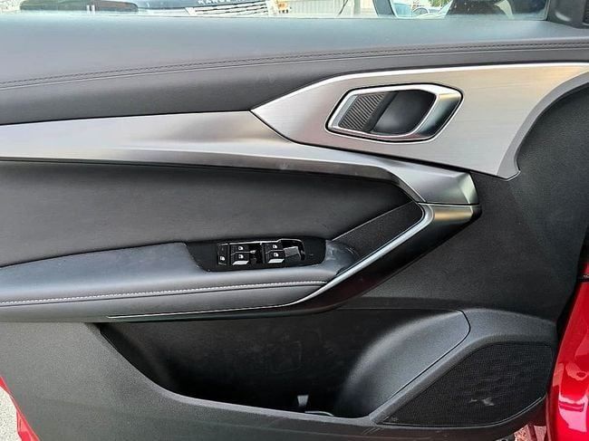 Новый MG One, 1.5 л, 2024 в Дубае от Soltan Auto Красный цвет. Other | AUTO.AE