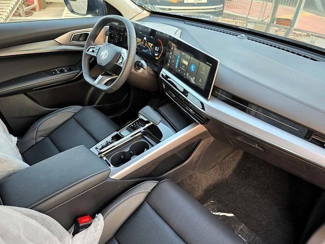 Новый MG One, 1.5 л, 2025 в Дубае от Soltan Auto Серый цвет. Other | AUTO.AE