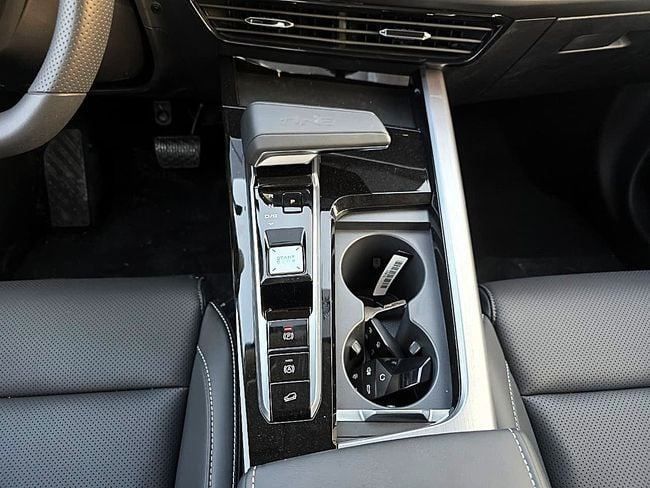 Новый MG One, 1.5 л, 2025 в Дубае от Soltan Auto Серый цвет. Other | AUTO.AE