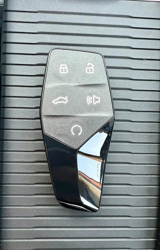 Новый MG One, 1.5 л, 2024 в Дубае от Passion Motors Оранжевый цвет. GCC | AUTO.AE