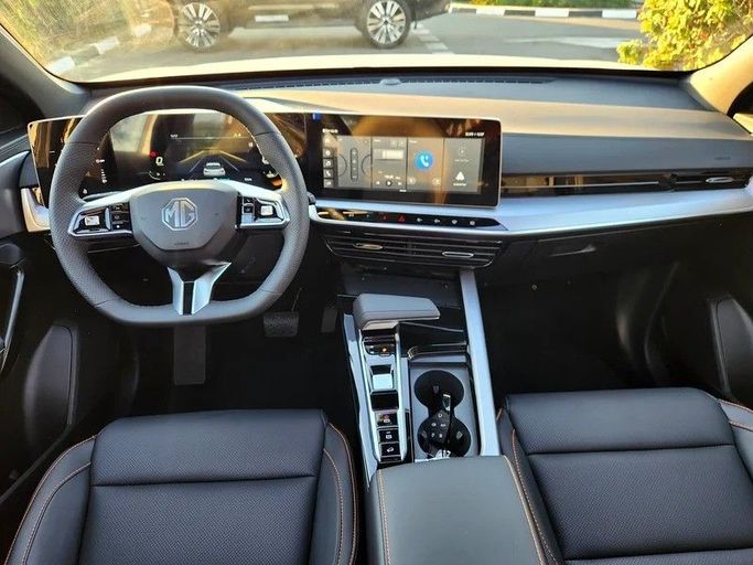 Новый MG One, 1.5 л, 2025 в Дубае от Passion Motors Белый цвет. GCC | AUTO.AE