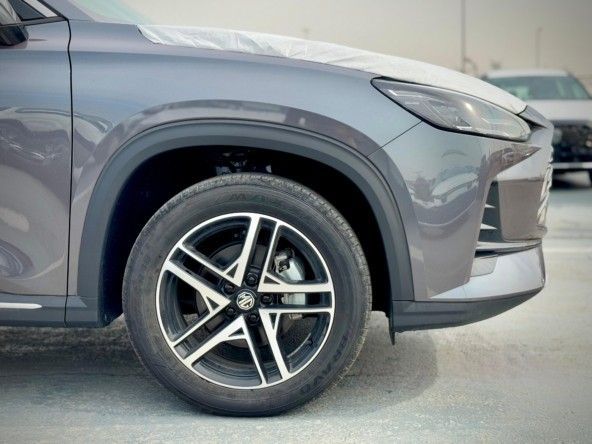 Новый MG One, 1.5 л, 2024 в Дубае от Titanum Cars Серый цвет. Other | AUTO.AE