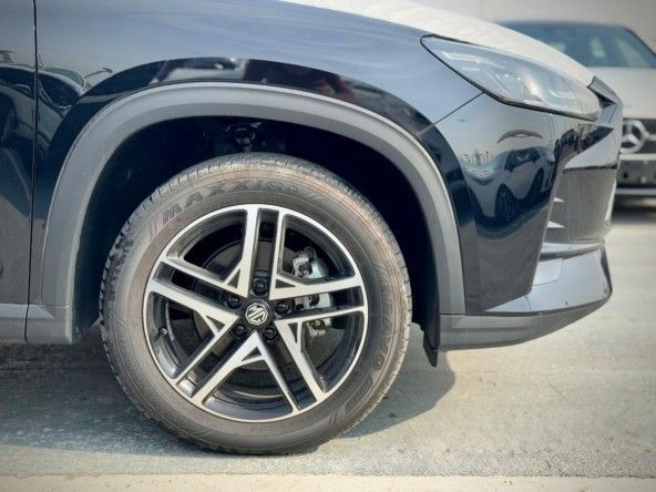 Новый MG One, 1.5 л, 2024 в Дубае от Titanum Cars Черный цвет. Китайская | AUTO.AE