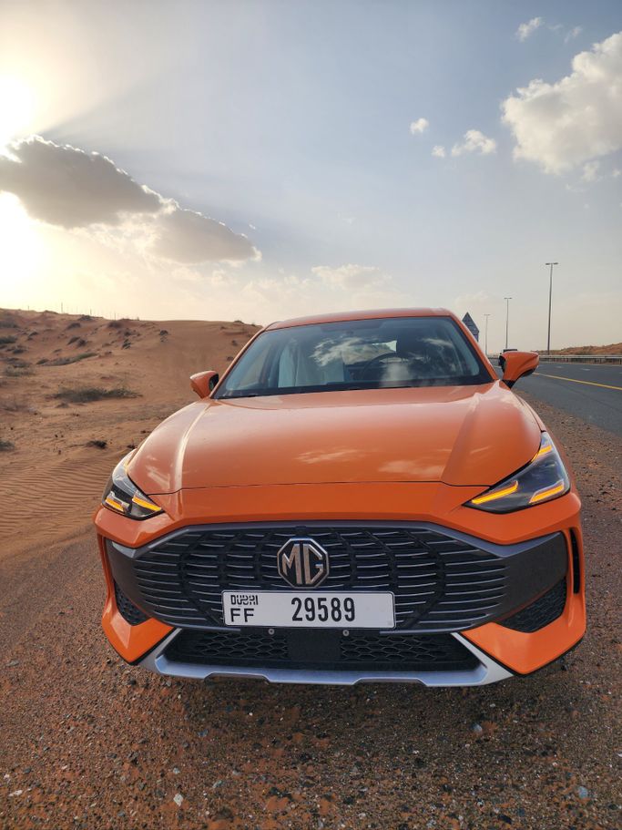 Подержанный MG One, 1.5 л, 2024 в Дубае Оранжевый цвет. GCC | AUTO.AE