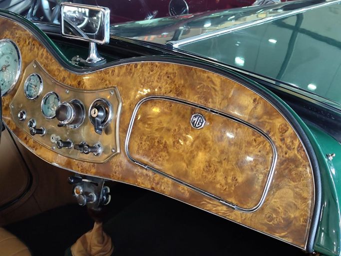Used MG TD Midget I, 1.2 l, 1952 in Dubai by STAR COLLECTION LLC, Green color. Other | AUTO.AE
