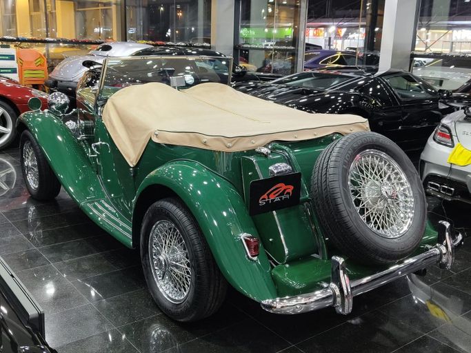 Used MG TD Midget I, 1.2 l, 1952 in Dubai by STAR COLLECTION LLC, Green color. Other | AUTO.AE