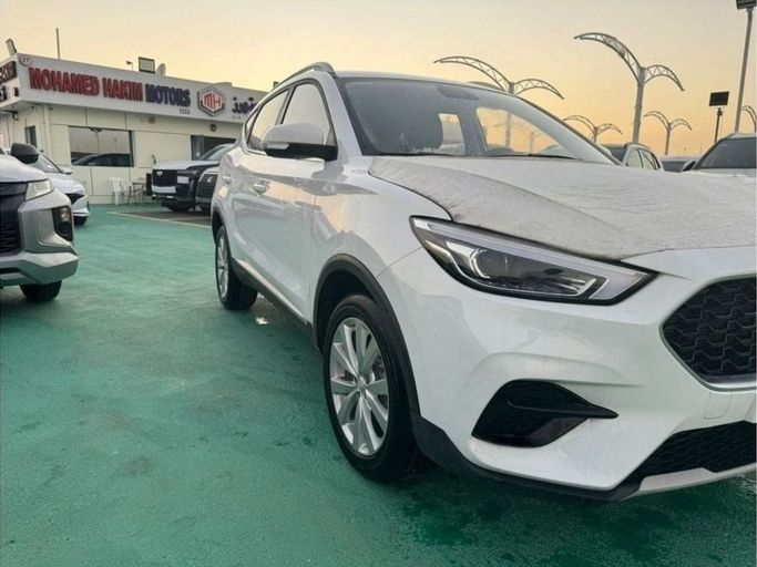 Новый MG ZS II Рестайлинг, 1.5 л, 2025 в Дубае от Mohamed Hakim Motors Белый цвет. GCC | AUTO.AE