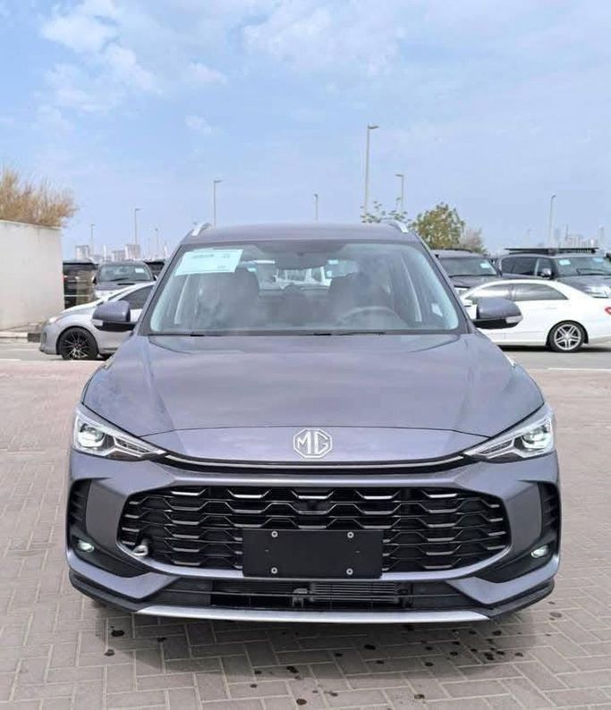 Новый MG ZS II Рестайлинг, 1.5 л, 2025 в Дубае от Mohamed Hakim Motors Серый цвет. Other | AUTO.AE