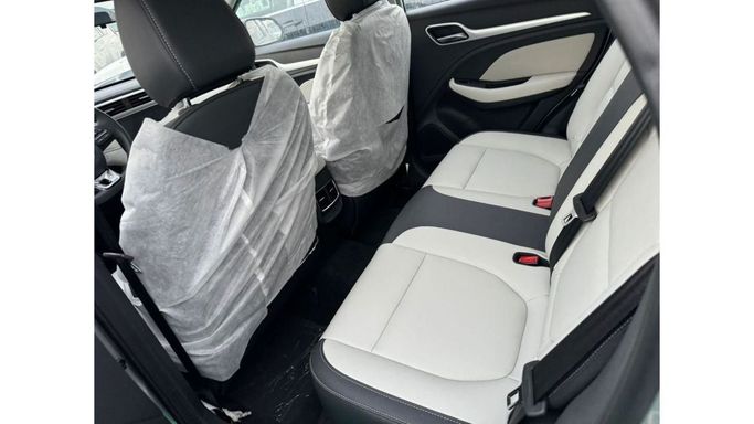 Новый MG ZS II Рестайлинг, 1.5 л, 2023 в Дубае от Mohamed Hakim Motors Серебристый цвет. GCC | AUTO.AE