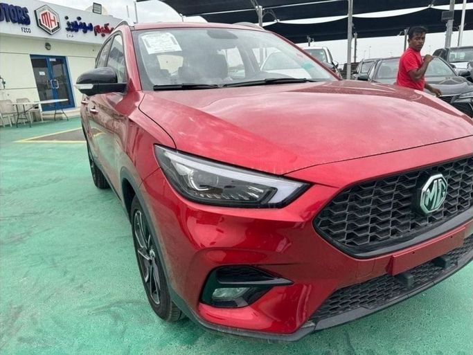 Новый MG ZS II Рестайлинг, 1.5 л, 2025 в Дубае от Mohamed Hakim Motors Красный цвет. GCC | AUTO.AE