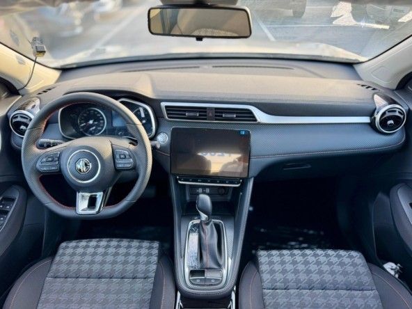 Новый MG ZS II Рестайлинг, 1.5 л, 2024 в Дубае от Titanum Cars Серебристый цвет. Other | AUTO.AE