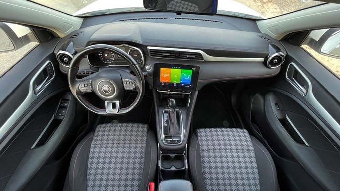 Used MG ZS II Facelift, 1.3 l, 2023 in Dubai by Cariva Used Cars , White color. GCC Specs | AUTO.AE