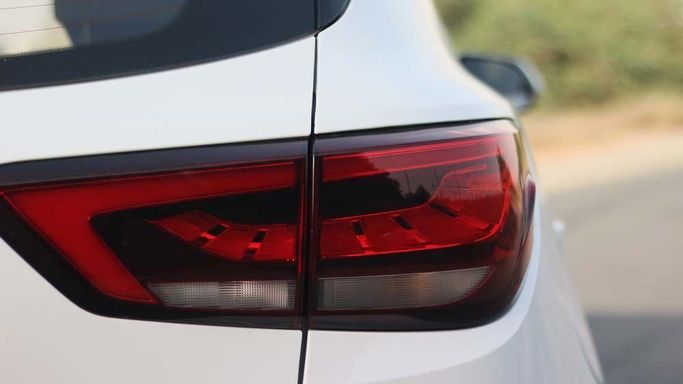 Used MG ZS II Facelift, 1.3 l, 2023 in Dubai by Cariva Used Cars , White color. GCC Specs | AUTO.AE