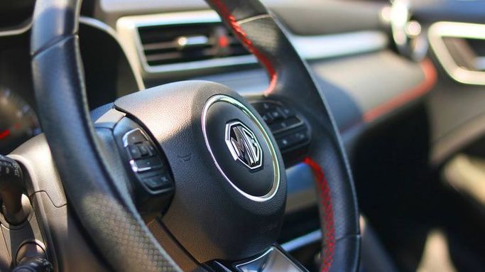 Used MG ZS II Facelift, 1.3 l, 2023 in Dubai by Cariva Used Cars , White color. GCC Specs | AUTO.AE